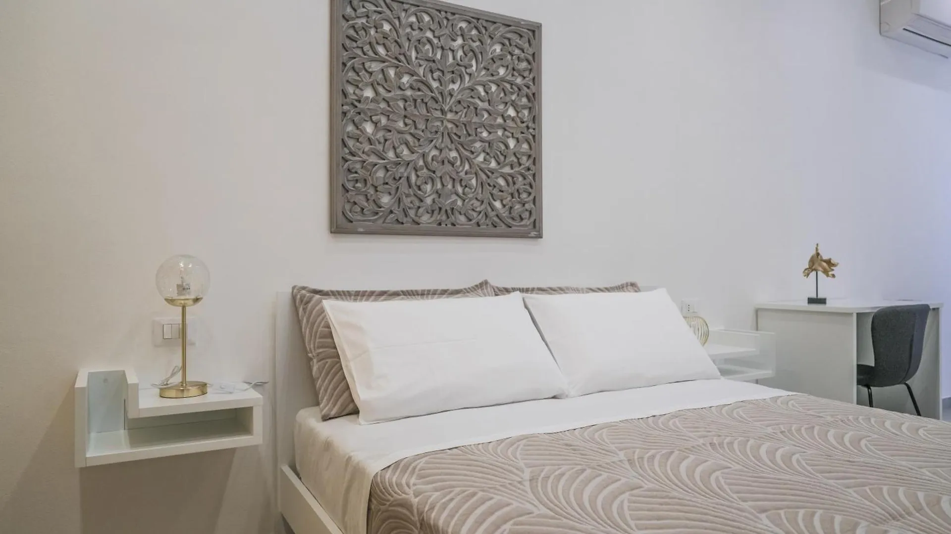 Casa Azzurra Rooms E Apartment Terrasini
